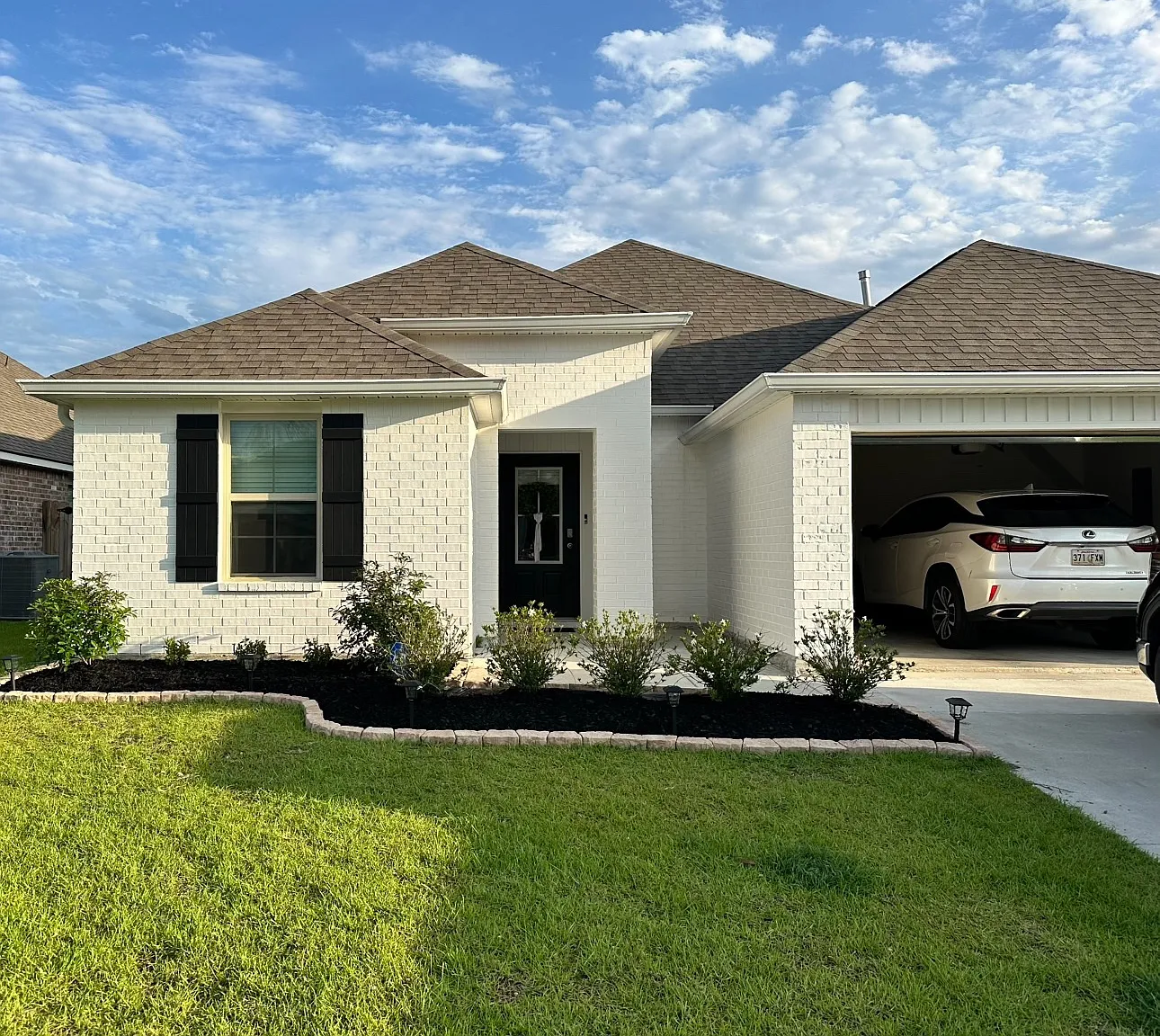 3 bed, 1640 sqft, $2,250 — Photo 1