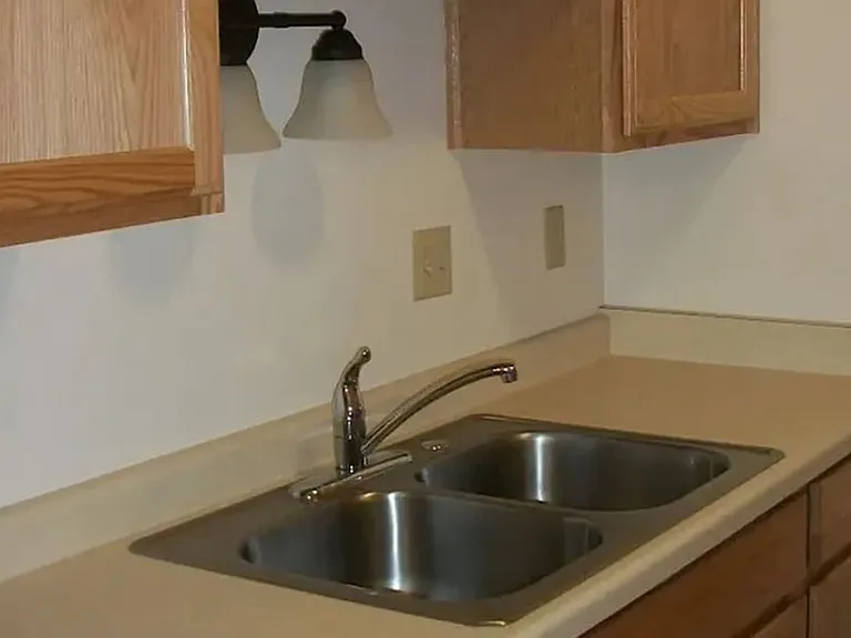 Morningside Hills Apartments-Waukesha — Photo 8