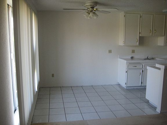 5th image of 1641 Pentecost Way Unit 9