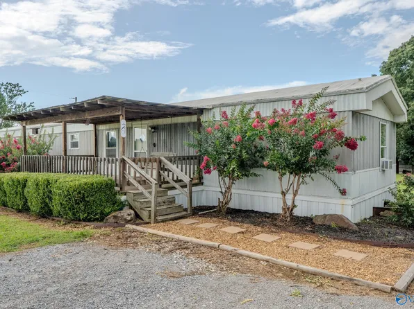 4731 County Road 150, Town Creek, AL 35672