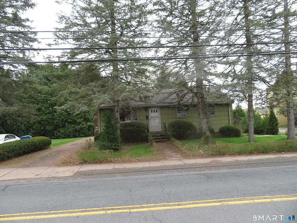 130 Woodland St