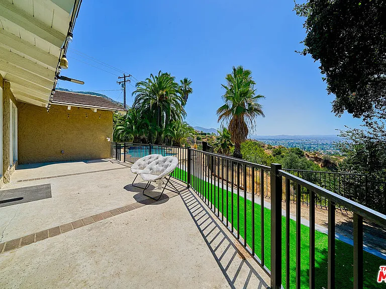 140 Mount Olive Dr — Photo 35