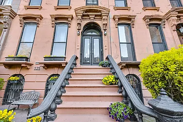 125 Mac Donough Street, #HSE