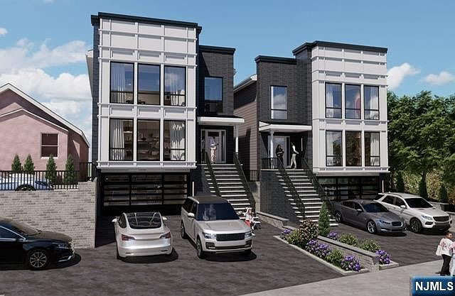 1st image of 8 Cleveland St