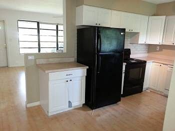 5th image of 6262 NW 15th Ct
