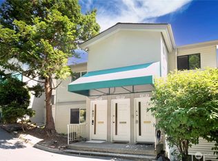 13217 15th Ave NE #A-8, Seattle, WA 98125