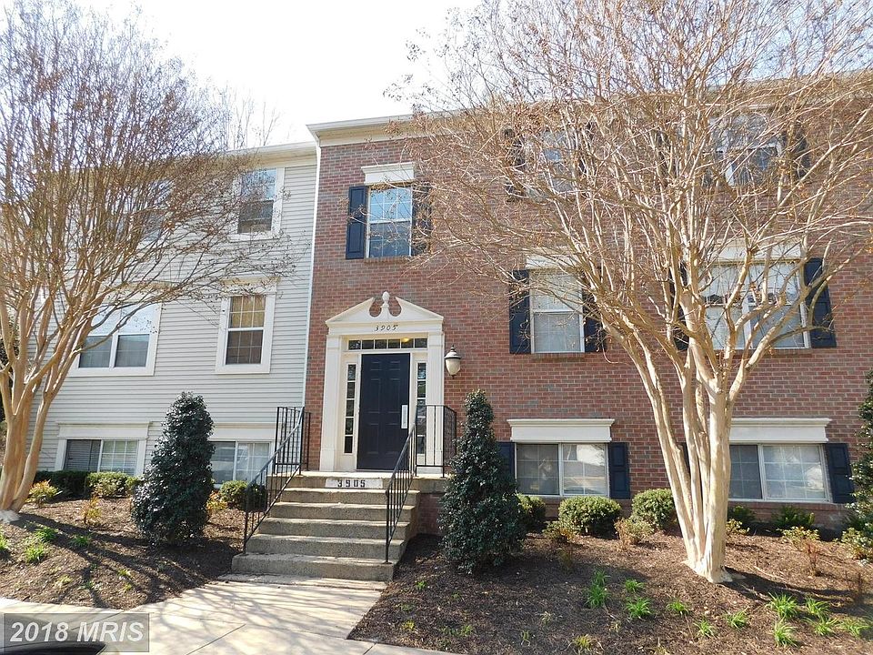 1st image of 3905 Golf Tee Ct APT 302