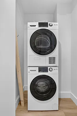 Laundry, photo 1