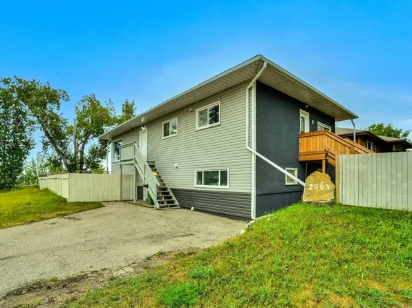 2003 W 62nd Ave SE, Calgary, AB T2C 0C2