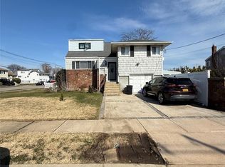 433 Miller Ave, Freeport, NY 11520