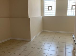 2902 N Clark St, Chicago, IL 60657