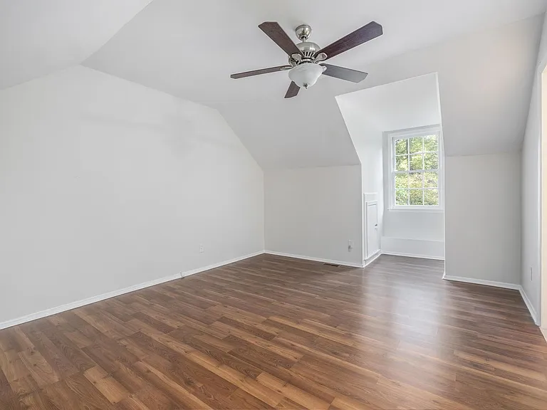 701 McNabb Ct — Photo 25
