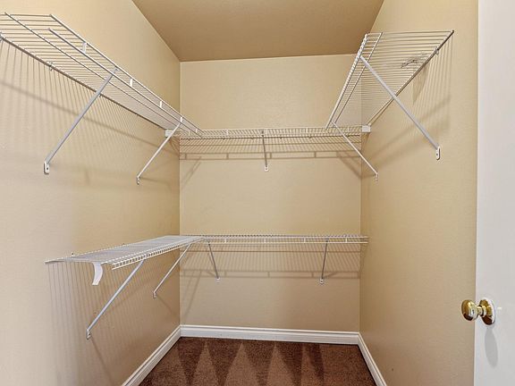 5th image of 1824 Silverwood Ave