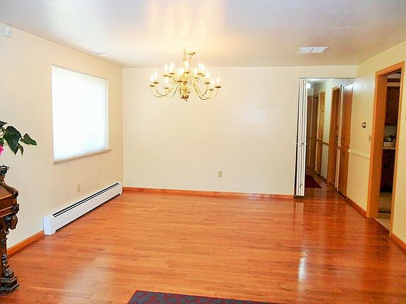 3rd image of 2615 S Zurich Ct