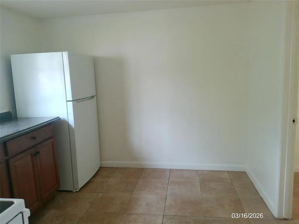 2 bed, 1.0 bath, 700 sqft, $1,075 — Photo 4