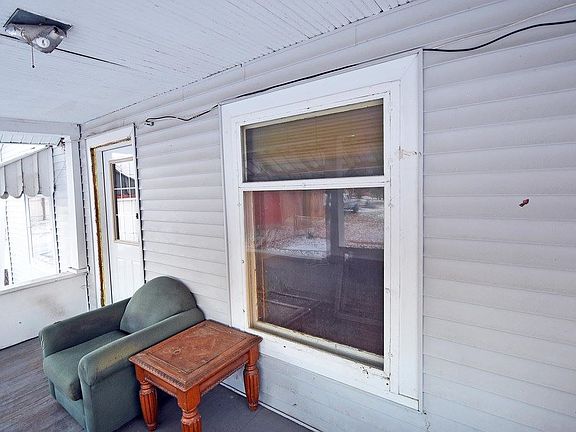 5th image of 1146 Willow St