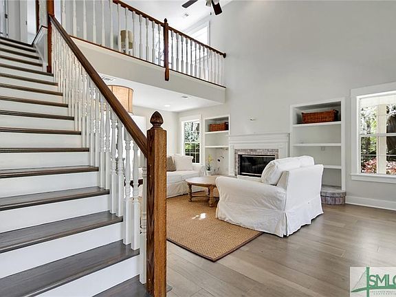 5th image of 30 Island View Ct
