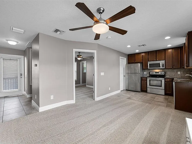 8623 Via Trieste Dr — Photo 4