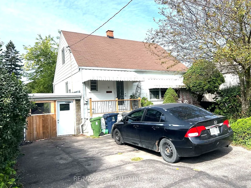 4 Jeanette St #MAIN