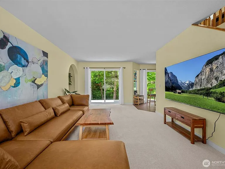 1311 Clearbrook Dr — Photo 19