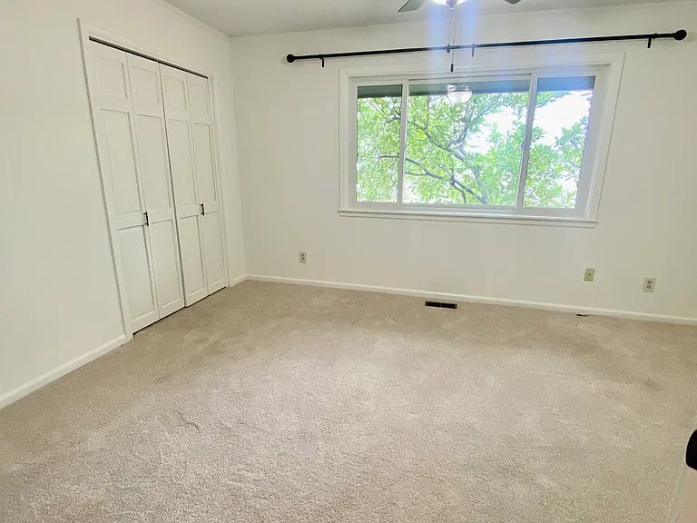 545 Schwarz Rd — Photo 9
