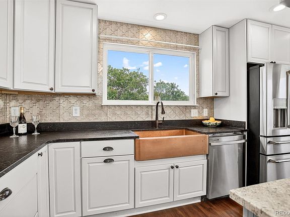 5th image of 14560 River Oaks Drive