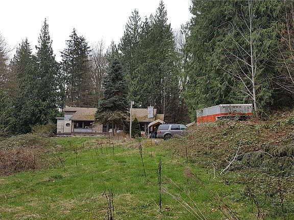 2nd image of 5075 325th Pl SE