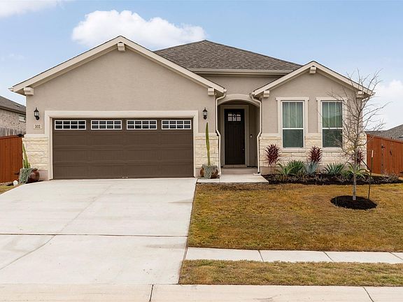 2nd image of 302 Barn Hill Loop