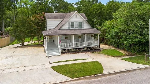 921 Carriage Way — Photo 28