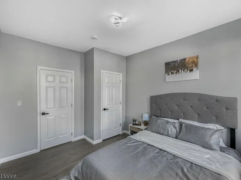 39 Brookdale Ave — Photo 8