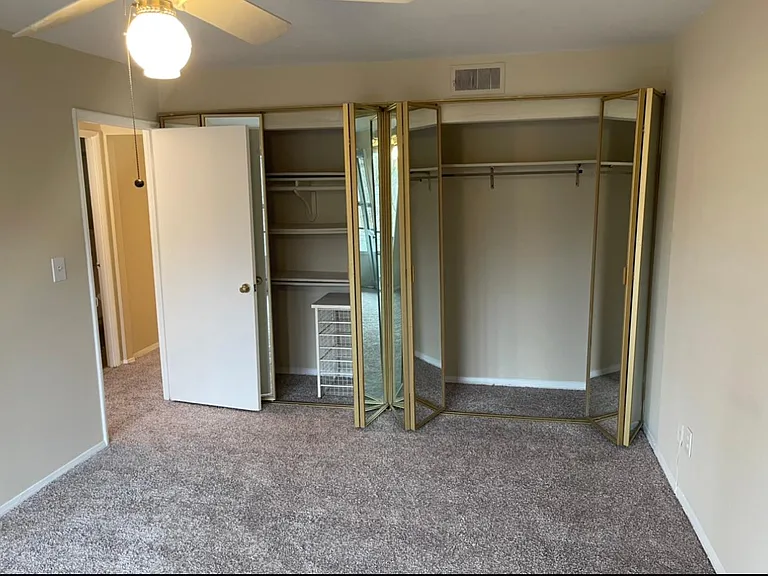 7531 Spring Lake Dr #C2 — Photo 23