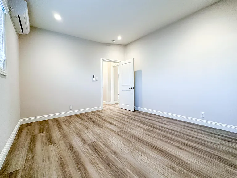 1027 S Atlantic Blvd #23 — Photo 12