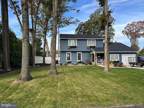 2nd image of 1634 James Ct