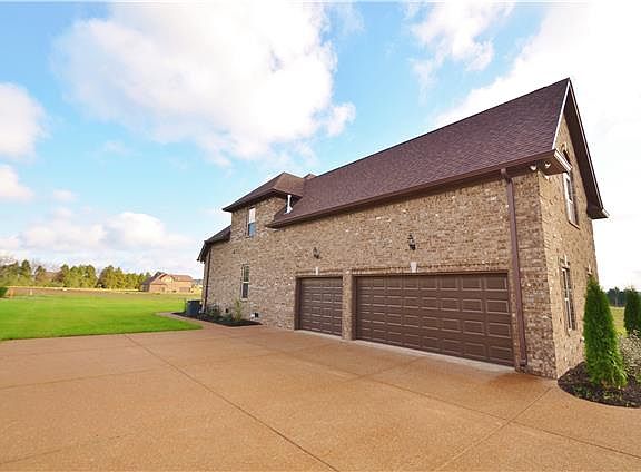 2nd image of 447 Huntington Dr #177-lot 177