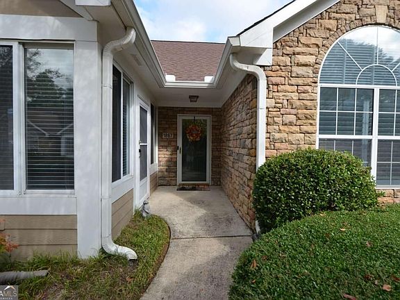 3rd image of 1867 Kolb Farm Cir SW