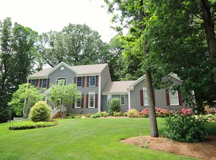 12 Middle Woods Ct, Parkton, MD 21120