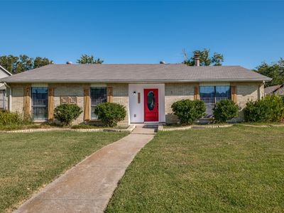 1207 Meandering Way, Mesquite, TX, 75150