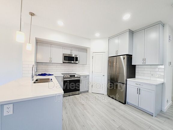 3rd image of 64 Juneau Way