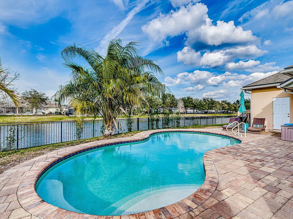1st image of 6327 Green Myrtle Dr