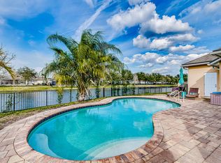 6327 Green Myrtle Dr, Jacksonville, FL 32258