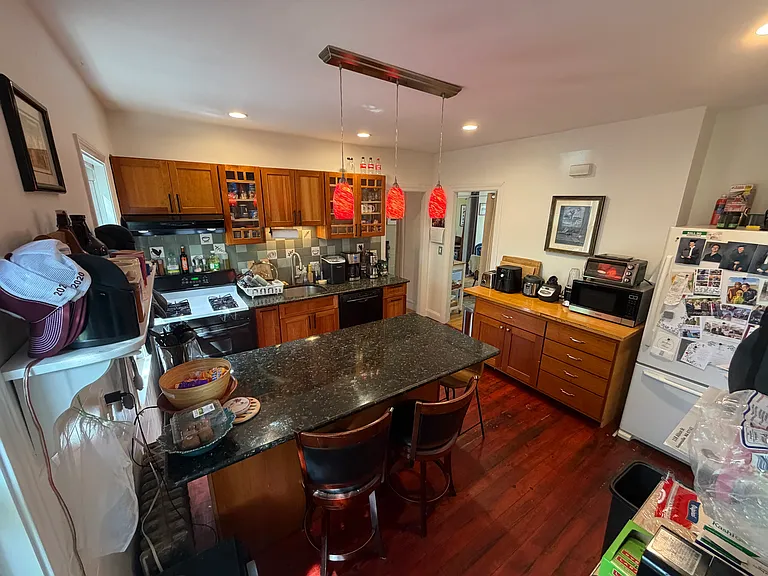 11R Albion St #2 — Photo 3