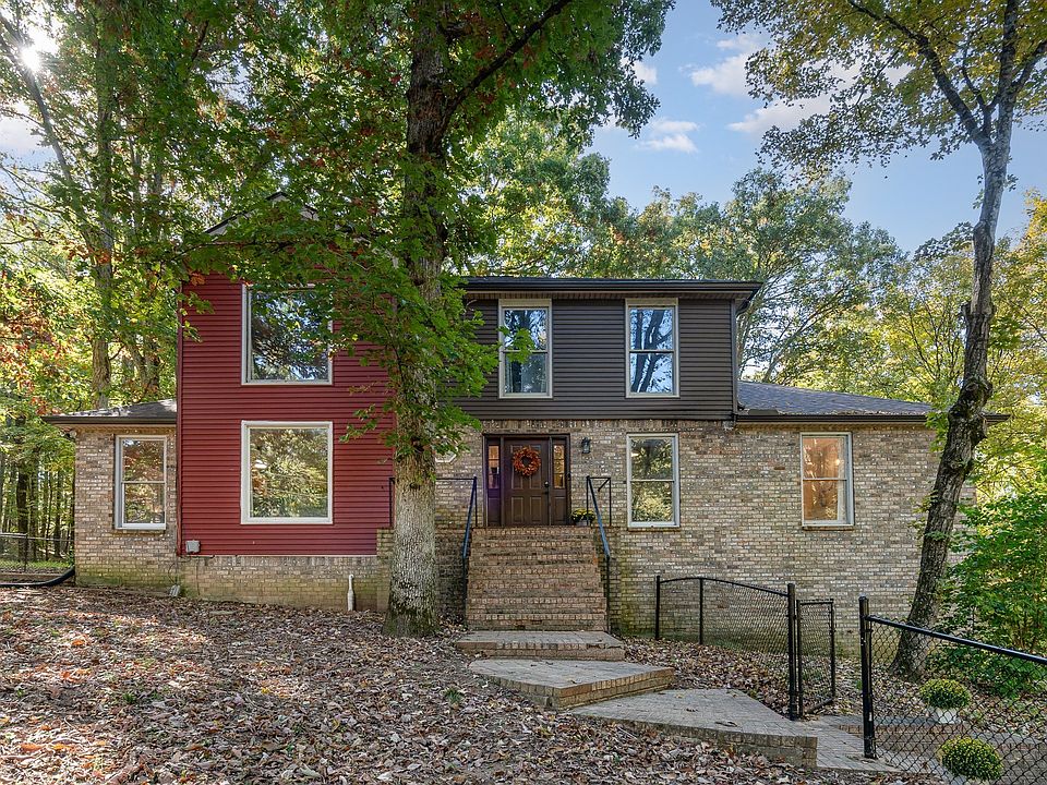 1st image of 308 Pond Dr