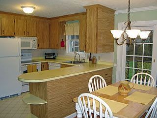 Updated appliances in Kithchen