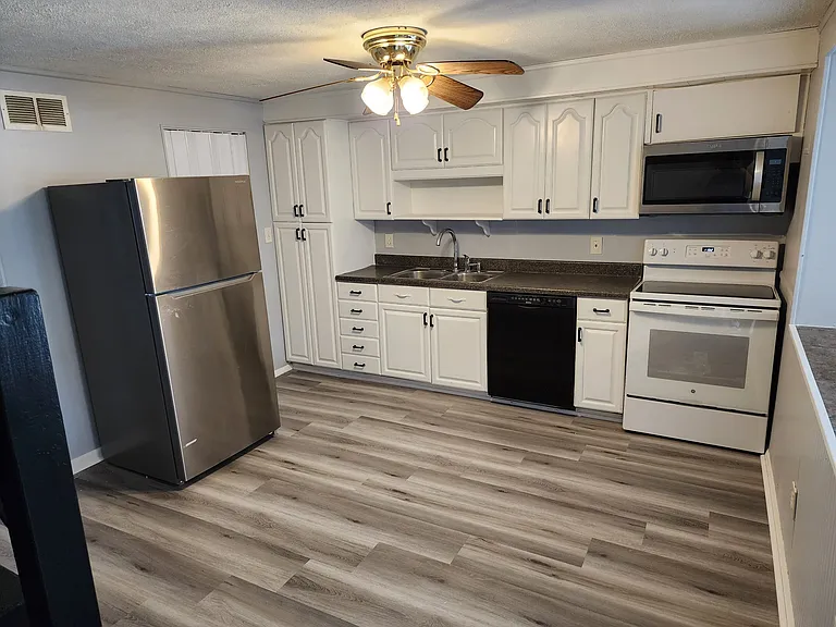 7860 Saint Bridget Ln — Photo 13