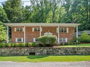 169 Burning Springs Rd, Belle, WV 25015