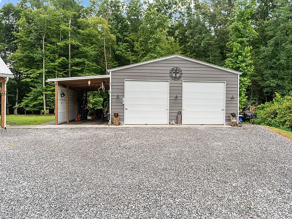 3rd image of 1036 Stokley Ct
