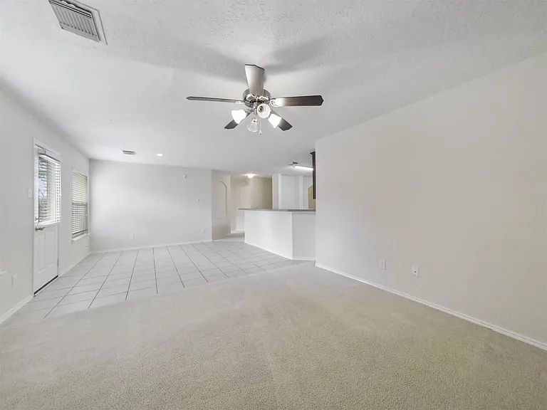 427 Northvalley Dr — Photo 16