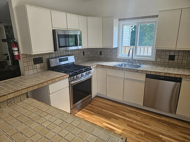 69 Mount Hope Rd — Photo 22