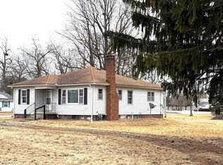 330 E Vine St, Piper City, IL 60959