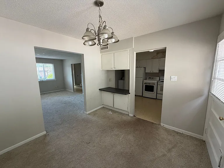 2364 Champion Ct — Photo 9